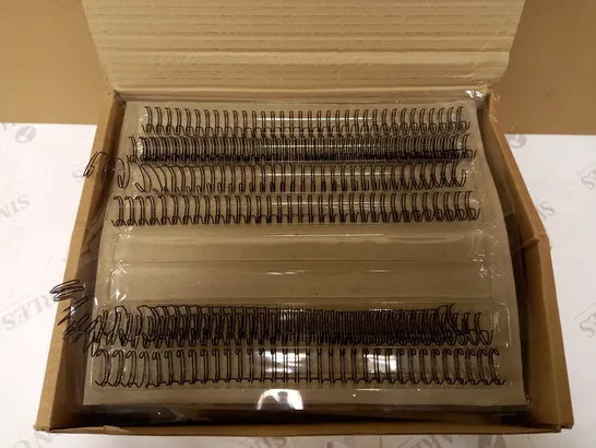 BOX OF GBC WIRE BINDS - A4