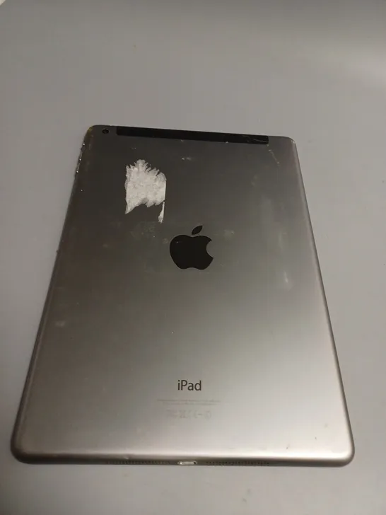 APPLE IPAD AIR 