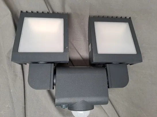 BOXED GOODHOME PARKSVILLE INTEGRATED LED FLOOD LIGHT WITH PIR