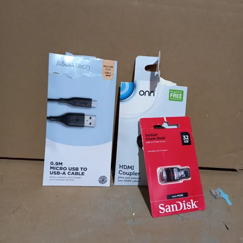 LOT  OF APPROX 15 ASSORTED ITEMS TO INCLUDE USB CABLE, HDMI COUPLER, USB FLASH DRIVE ETC