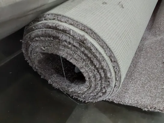 ROLL OF QUALITY FREEDOM XTRA MINK CARPET APPROXIMATELY 5M × 4.15M