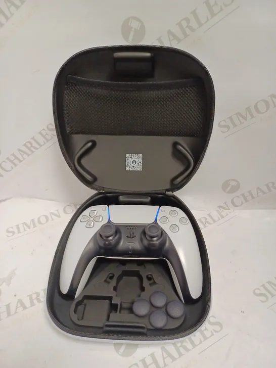 OFFICIAL PLAYSTATION 5 CONTROL PAD & CASE