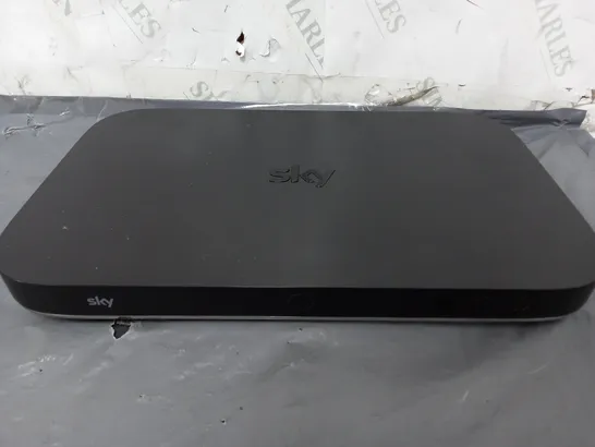 SKY Q BOX ES240 SATELLITE RECEIVER