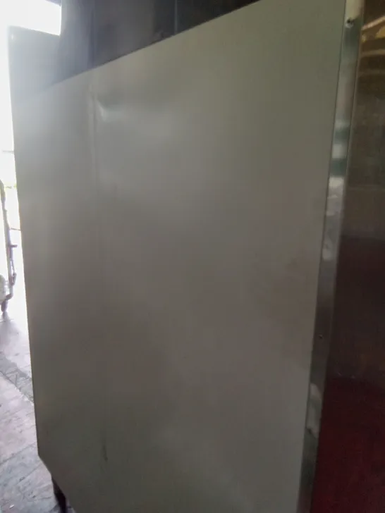 COMMERCIAL DOUBLE DOOR FRIDGE - FPLUSTN140