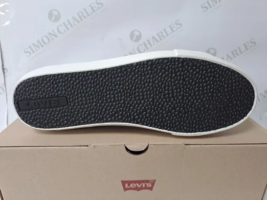 BOXED PAIR OF LEVI WOODWARD BLACK TRAINERS - SIZE 9