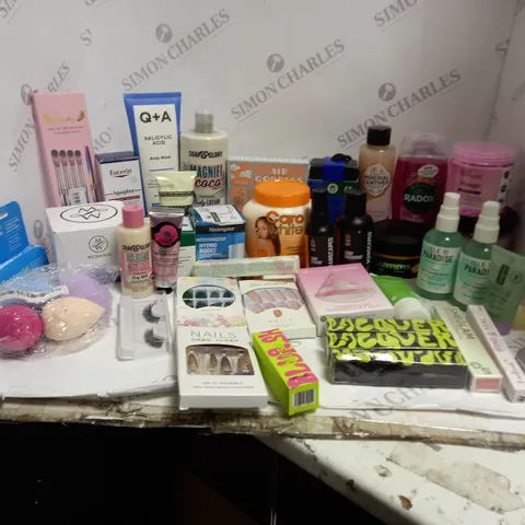 BOX OF ASSORTED COSMETICS TO INCLUDE MERWAVE, CLINIQUE, FCUK ETC