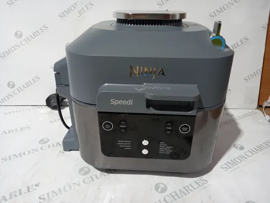 BOXED NINJA SPEEDI 10-IN-1 5.7L RAPID-COOKER & AIR FRYER ON400UK