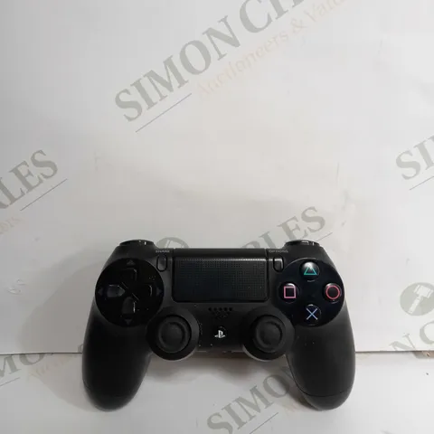 PLAYSTATION 4 CONTROLLER IN BLACK NO BOX