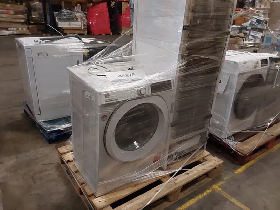 PALLET OF RUSSELL HOBBS 7030 279L 180CM HIGH FRIDGE IN WHIT AND HOOVER H-WASH 500 FREESTANDING WASHING MACHINE