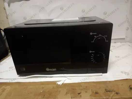 SWAN 20L 700W MANUAL MICROWAVE, BLACK