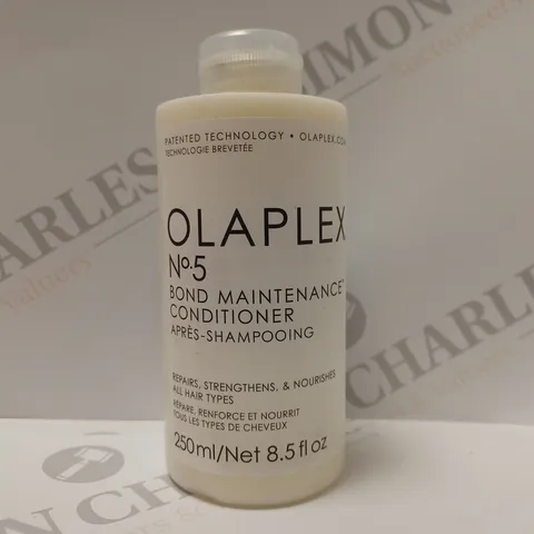 OLAPLEX NO. 5 BOND MAINTENANCE CONDITIONER 250ML