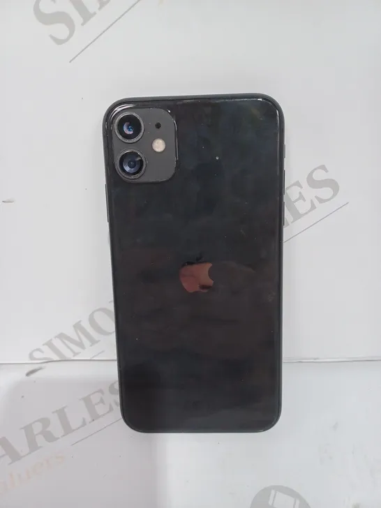 APPLE IPHONE 11 SMARTPHONE IN BLACK