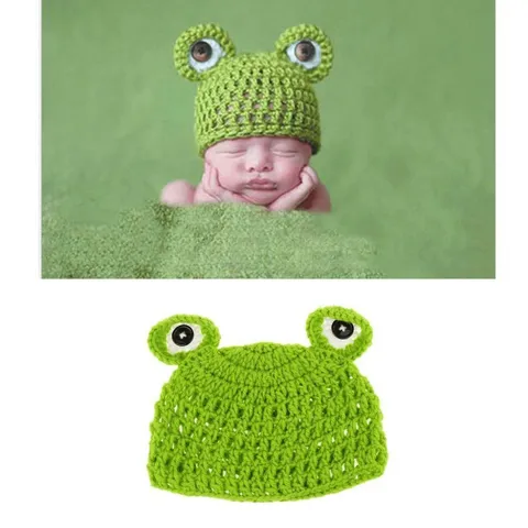APPROXIMATELY 5 BRAND NEW CROCHET FROG DRESS UP OUTFIT