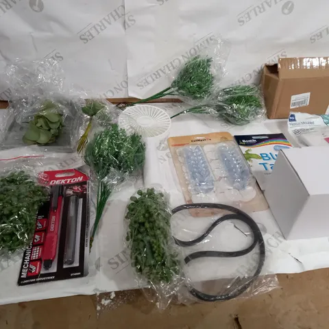 BOX OF ASSOERTED HOUSEHOLDITEMS TO INCLUDE PORTABLE FANS, ARTIFICIAL PLANTS AND POWER INDICATOR