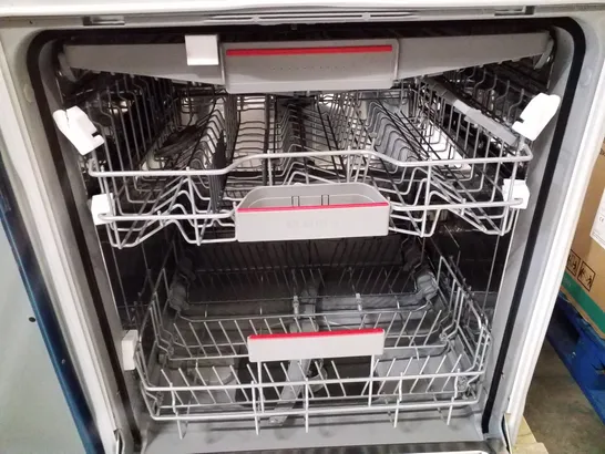 BOSCH SERIES 4 SMV4HVX38G DISHWASHER - UNPROCESSED RAW RETURN