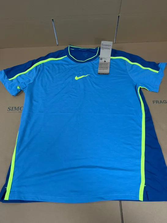 NIKE DRI-FIT TRAINING TOP IN BLUE SIZE XL