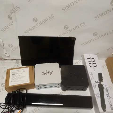 BOX OF APPROXIMATELY 10 ASSORTED HOMEWARE & ELECTRICAL ITEMS TO INCLUDE USB KEYBOARD, SKY HUB, PROFESSIONAL HOT COMB ETC