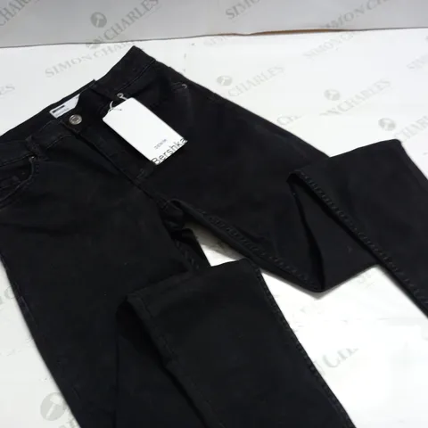 BERSHKA DENIM PUSH UP BLACK JEANS - EUR 38