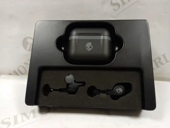 SKULLCANDY INDY EVO TRUE WIRELESS EARBUDS IN BLACK