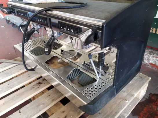 RANCILIO RAN7-3 COMMERCIAL 3 GROUP BARRISTA COFFEE MACHINE 