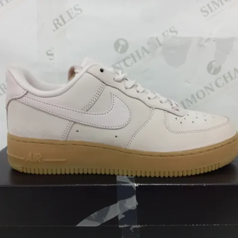 BOXED PAIR OF NIKE AIR FORCE 1 IN LIGHT PINK - UK 6