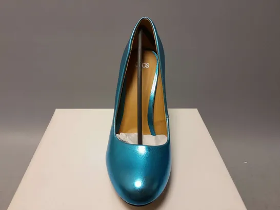 8 BOXED ASOS SCALA HIGH HEELS IN BLUE - UK 5