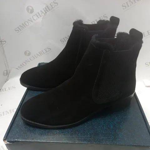 BOXED ELLIN SUEDE BLACK ANKLE BOOTS - SIZE 10