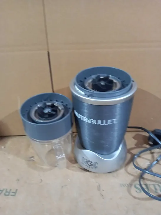 NUTRIBULLET 600 SERIES - NUTRIENT EXTRACTOR HIGH SPEED BLENDER