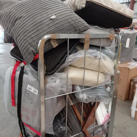 CAGE OF ASSORTED SCATTER & SEAT/BACK CUSHIONS & DINING CHAIR PARTS