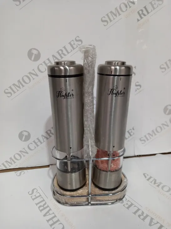 ELECTRIC SALT AND PEPPER GRINDER SET - BATTERY OPERATED