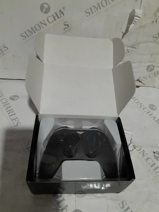 BOXED XBOX ONE CONTROLLER 