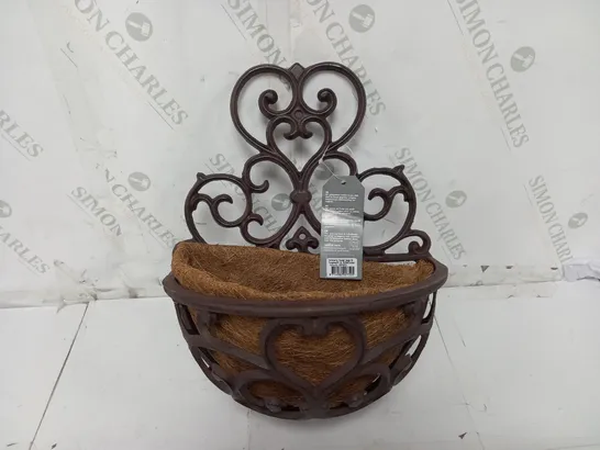 ESSCHERT DESIGN METAL DECOR FLOWER BASKET (BPH51)