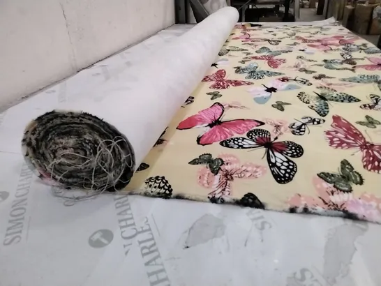 ROLL OF BUTTERFLY PATTERNED LINEN 