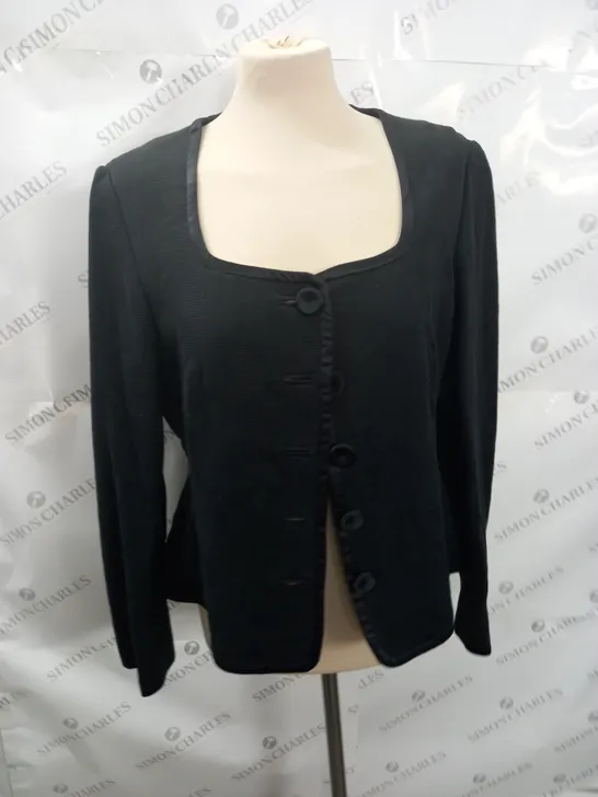 JAEGER SQUARE NECK LADIES TOP IN BLACK - 14