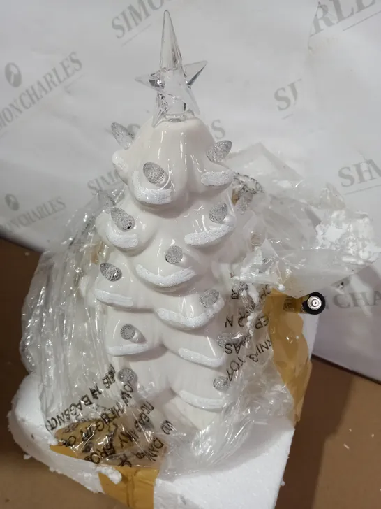 MR CHRISTMAS 12" GLITTER SNOWY NOSTALGIC TREES - WHITE