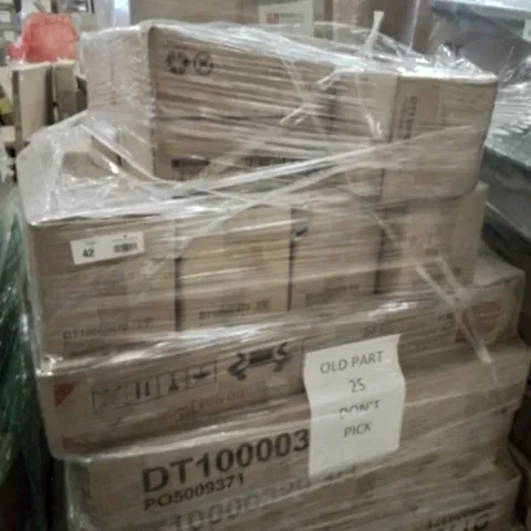 PALLET OF ASSORTED BOXED FURNITURE PARTS INCLUDING DINING TABLE LEGS & TOPS