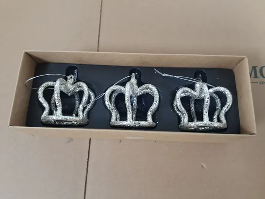 LOT OF 8 BRAND NEW 3-PIECE CROWN HANGING ORNAMENTS SETS