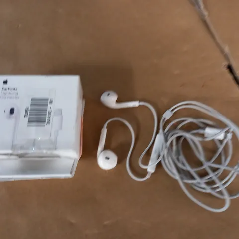 APPLE WIRED EARPODS