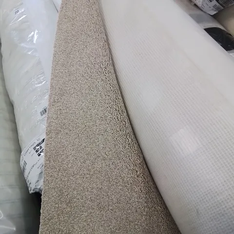 QUALITY ROLL OF HERITAGE ELITE 5.2 L X 5M W STONE CARPET