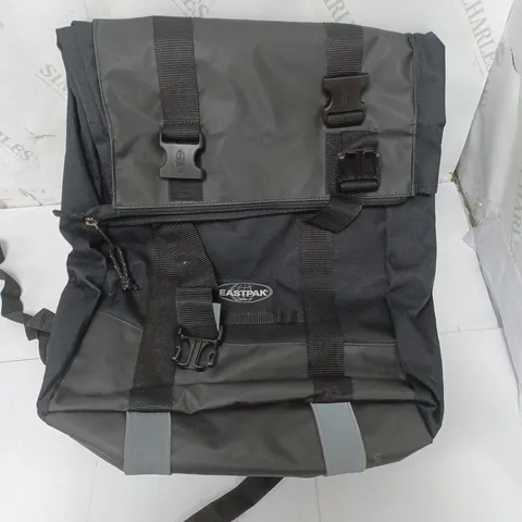 BLACK EASTPAK BACK PACK