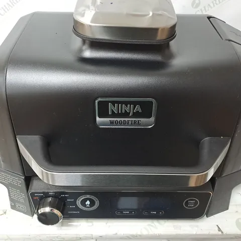 BOXED NINJA WOODFIRE ELECTRIC BBQ GRILL & SMOKER OG701UKQ /  COLLECTION ONLY 