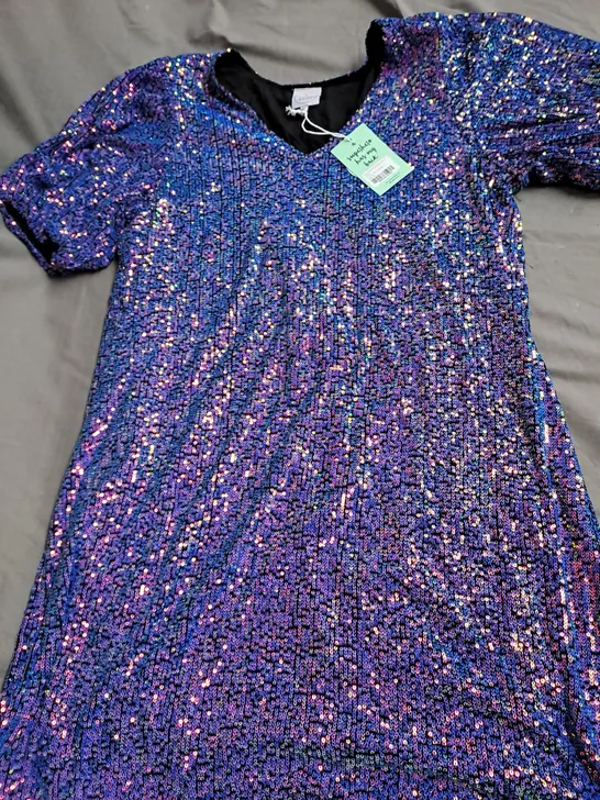 SCAMP & DUDE V NECK DRESS, PURPLE SEQUIN - SIZE 12