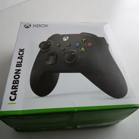 BOXED XBOX CARBON BLACK GAMING CONTROLLER 