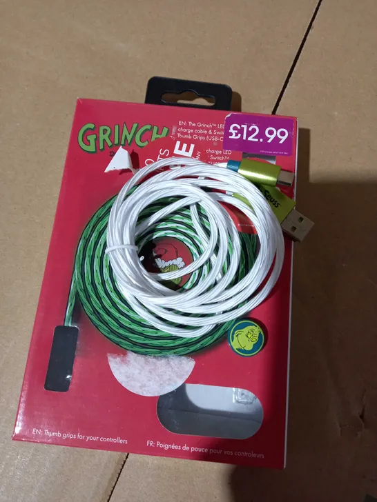 NUMSKULL THE GRINCH USB-C LED CHARGE CABLE AND SWITCH THUMB GRIPS