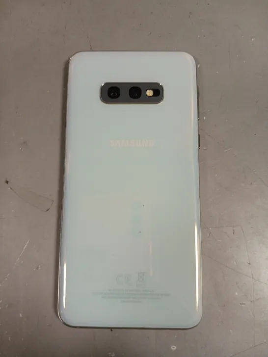 SAMSUNG GALAXY S10E SMARTPHONE 