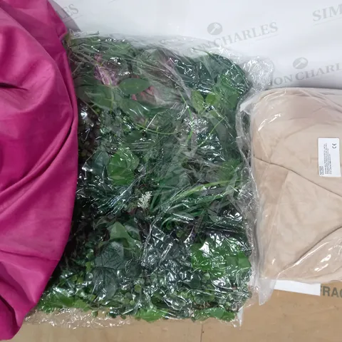 BOX OF APPROXIMATELY 20 ASSORTED HOUSEHOLD ITEMS TO INCLUDE WING BACK CHAIR COVER IN TAN, DECORATIVE FAUX FLORA, ETC