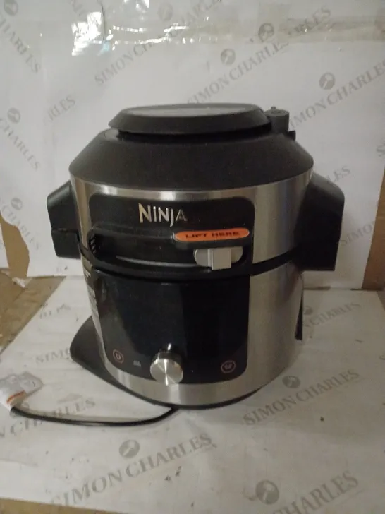 NINJA FOODI SMARTLID 7.5L MULTI COOKER & AIR FRYER