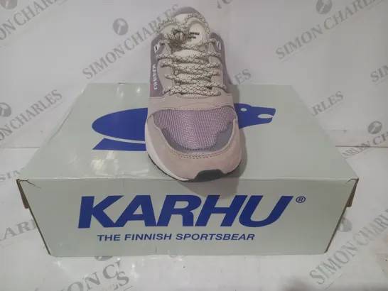 BOXED PAIR OF KARHU SHOES IN MULTICOLOUR UK SIZE 7