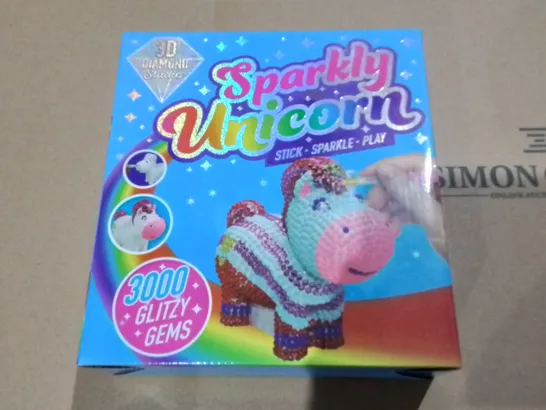 LOT OF 5 BRAND NEW SPARKLY UNICORN CRAFT SETS