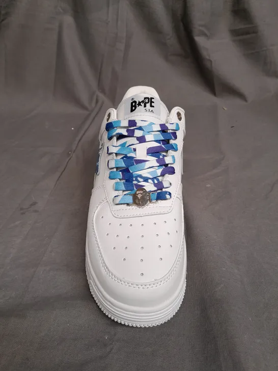 PAIR OF BATHING APE WHITE TRAINERS SIZE UK 7.5